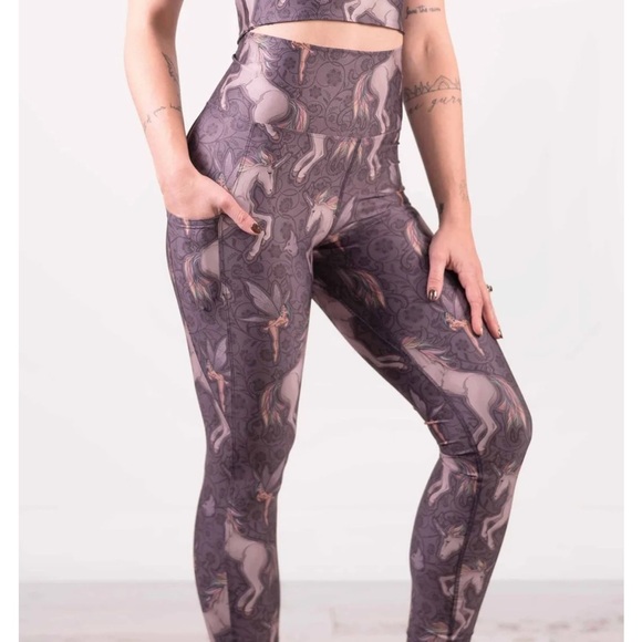 Unicorns - Eagle
Rock WERKSHOP... - Picture 2 of 5